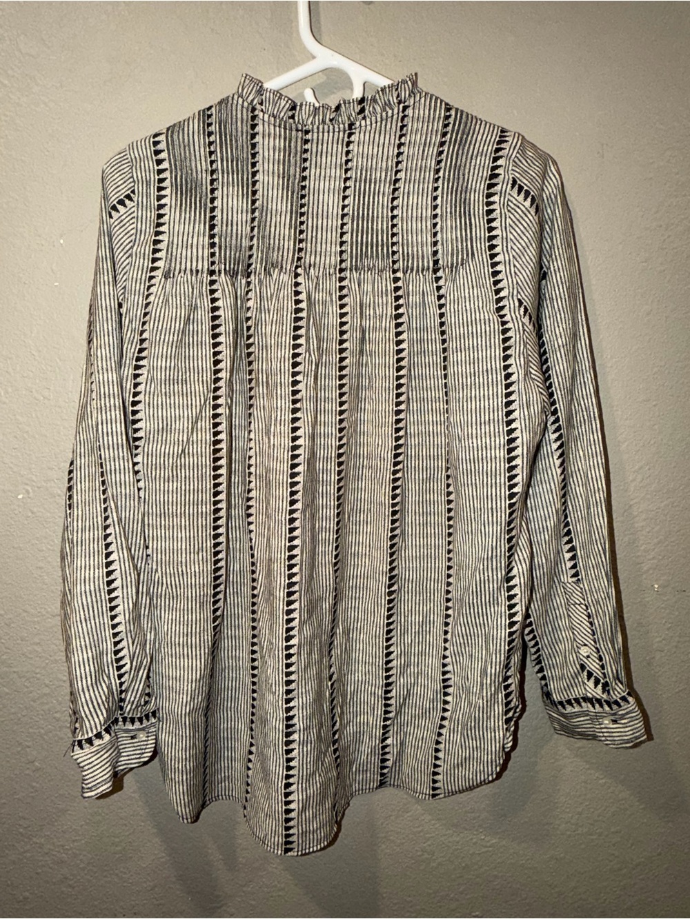 Crew Black & White Striped Ruffle Neck Long Sleeve Blouse Small - Picture 2 of 10